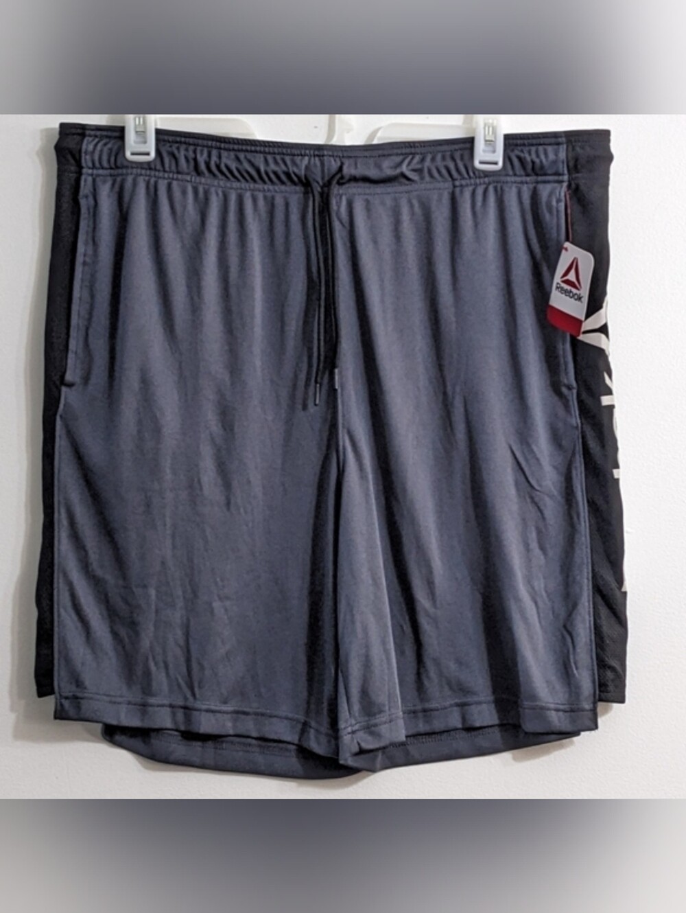 Reebok Men's Gray Active Knit Training Shorts, Size 2XL, New With Tag